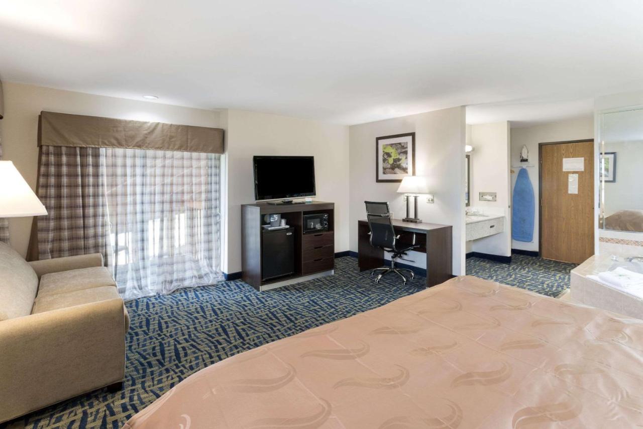 Rochelle Quality Inn מראה חיצוני תמונה